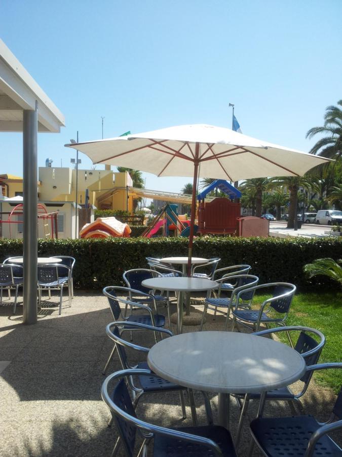 Mansarda Fronte Mare Con Servizio Spiaggia Incluso A Roseto Degli Abruzzi Exterior photo